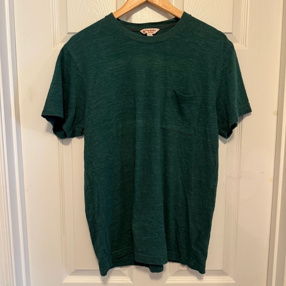 Like New Brooks Brothers Red Fleece Heather Crew Neck Pocket T-shirt